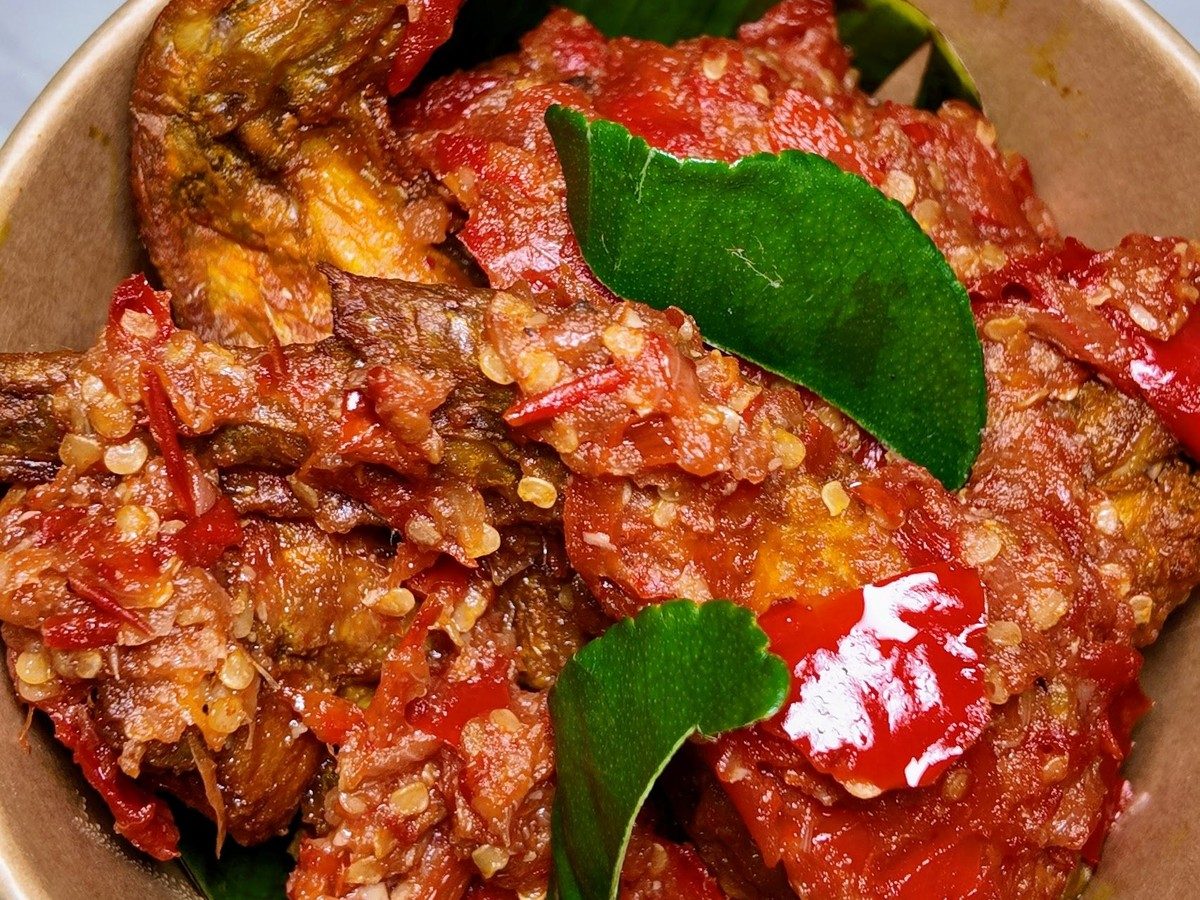 Halal keto Ayam Penyet without rice, keto nasi campur Singapore